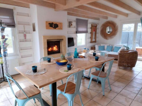 Family-friendly holiday home close to the beach